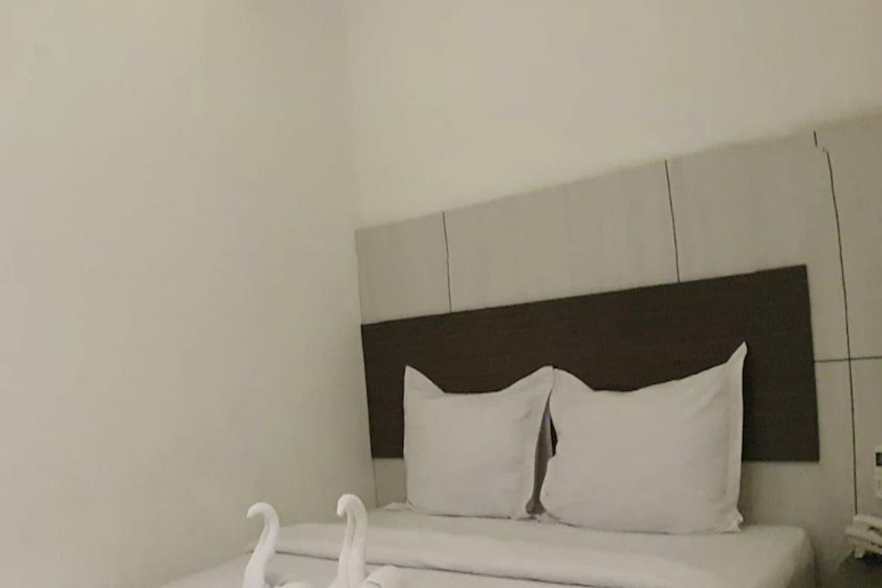 Seventeen Hotel Banda Aceh Buitenkant foto