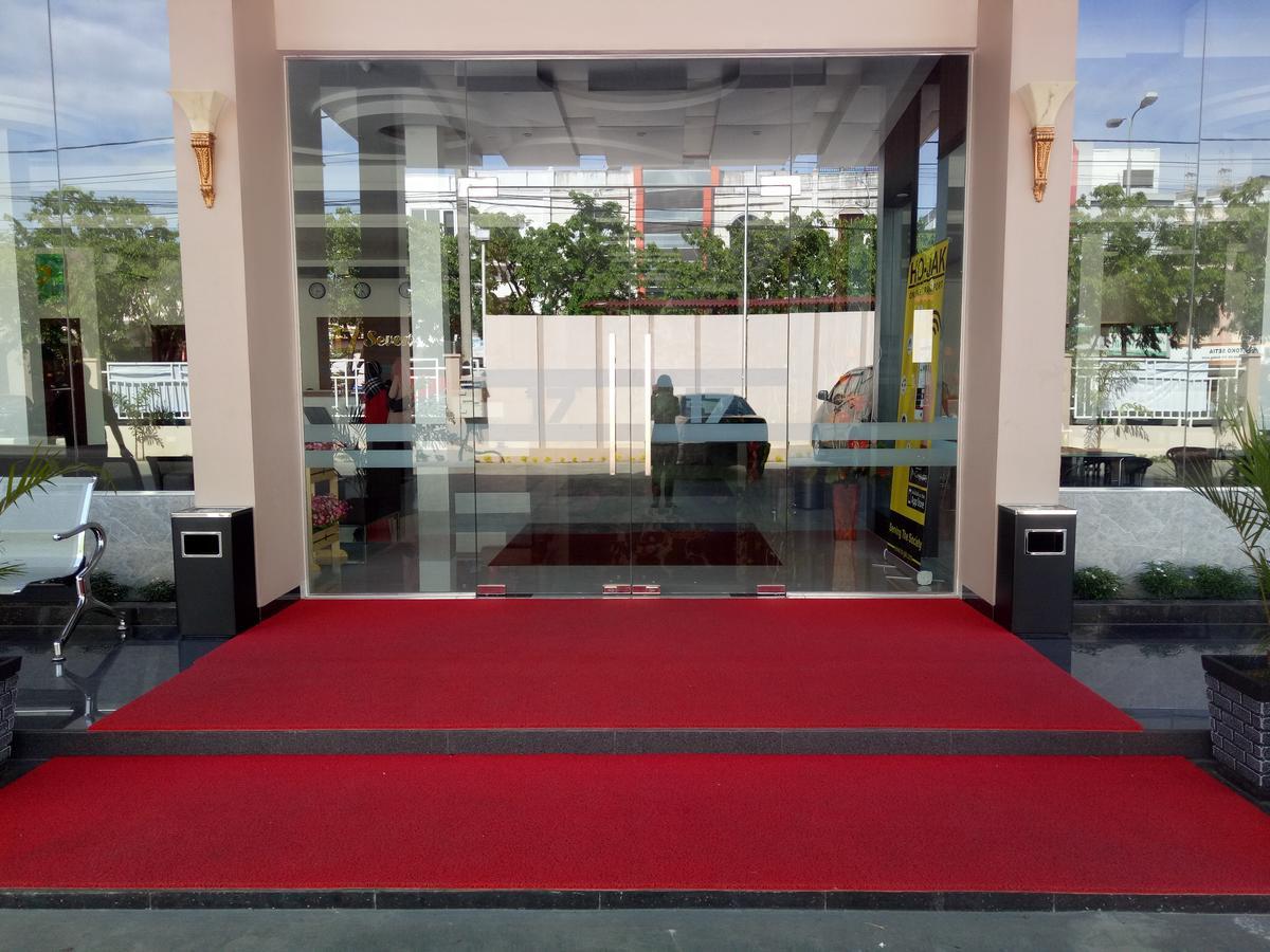 Seventeen Hotel Banda Aceh Buitenkant foto