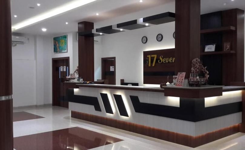 Seventeen Hotel Banda Aceh Buitenkant foto